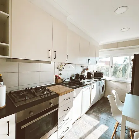Quarto Em Campolide *